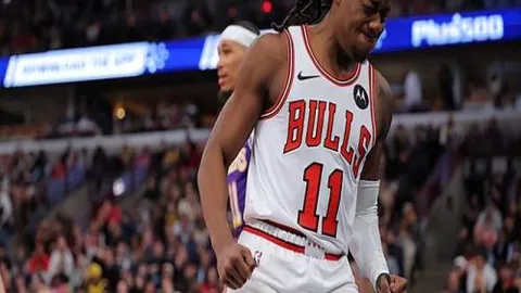 揭秘NBA临界点对决：76人激战火箭，悬念迭起！